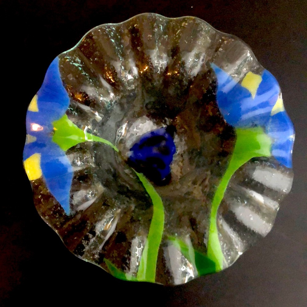 Sydenstricker glass floral bowl